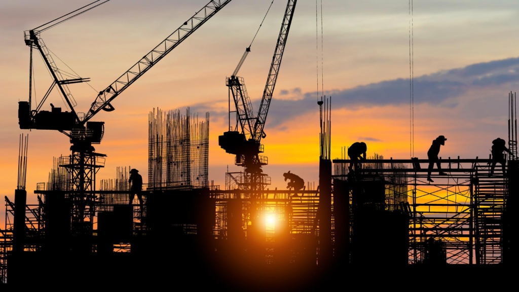 Гендиректору иркутской строительной компании назначили штраф за неисполнение условия контракта