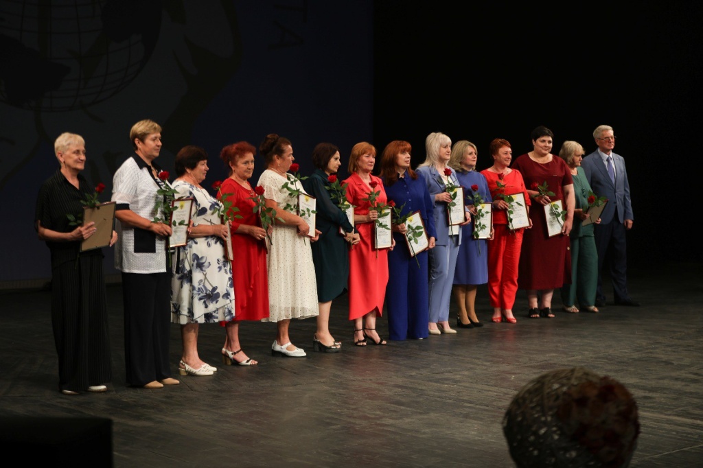 В Воронеже поздравили с профессиональным праздником социальных работников