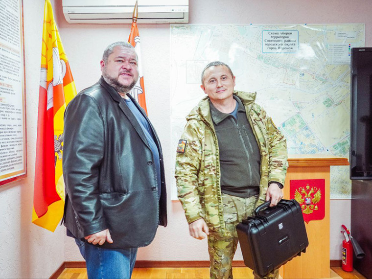 По поручению мэра Воронежа военнослужащим на курском направлении передали беспилотники По поручению мэра Воронежа военнослужащим на курском направлении передали беспилотники