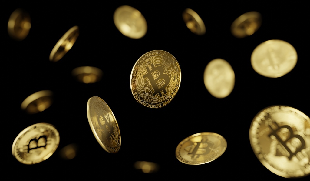 Курс биткоина превысил отметку $106 долларов, вновь обновив исторический максимум Курс биткоина превысил отметку $106 долларов, вновь обновив исторический максимум