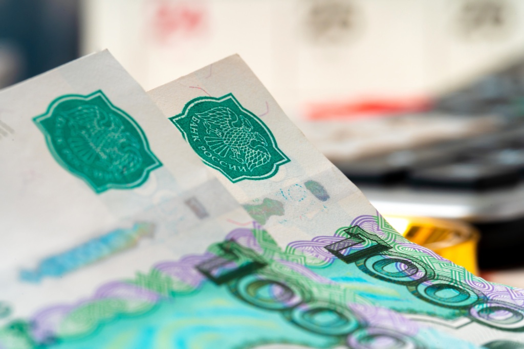 Средняя цена новых китайских авто в РФ в октябре снизилась до 3,57 млн рублей