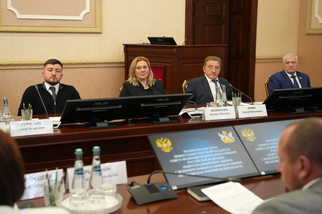 Воронеж на передовой развития: Яцкин и Матузов обсудили федеральные проекты и уникальные региональные инициативы Воронеж на передовой развития: Яцкин и Матузов обсудили федеральные проекты и уникальные региональные инициативы