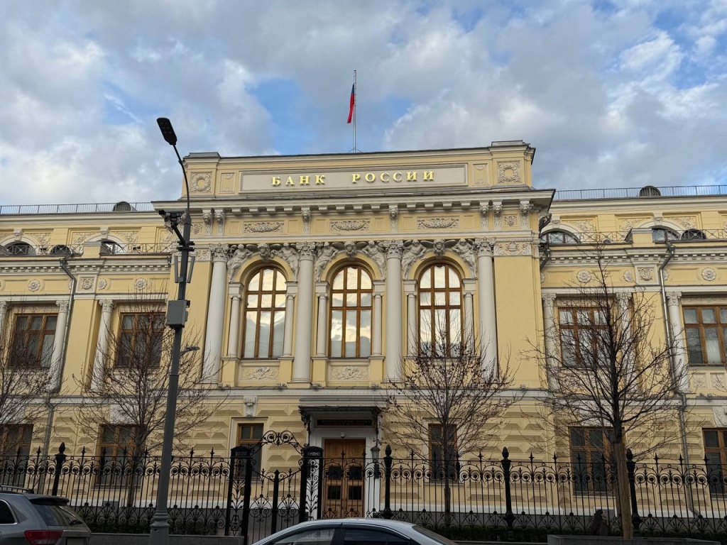 ЦБ, Сбербанк и спецпочта получили право отражать атаки беспилотников