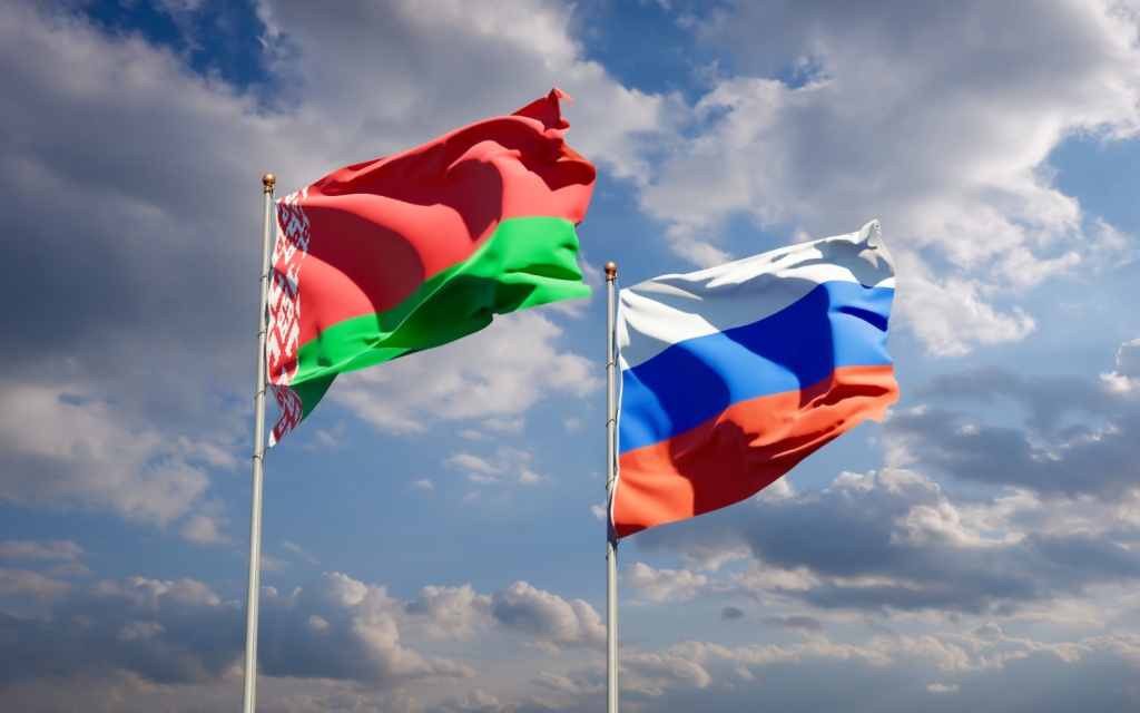 Губернаторы Ульяновской и Нижегородской областей провели встречу в рамках Форума регионов России и Беларуси