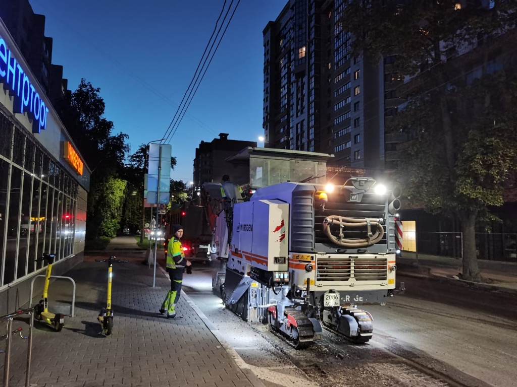 Мэр Воронежа рассказал, как проходит сплошная замена дорожного покрытия в городе