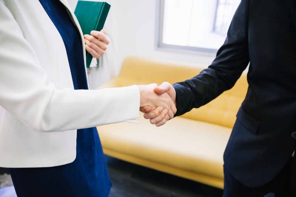 Депутат Заксобрания Оренбуржья Елена Афанасьева встретилась со студентами: разговор о ЖКХ, инициативном бюджетировании и роли молодёжи в развитии города Депутат Заксобрания Оренбуржья Елена Афанасьева встретилась со студентами: разговор о ЖКХ, инициативном бюджетировании и роли молодёжи в развитии города